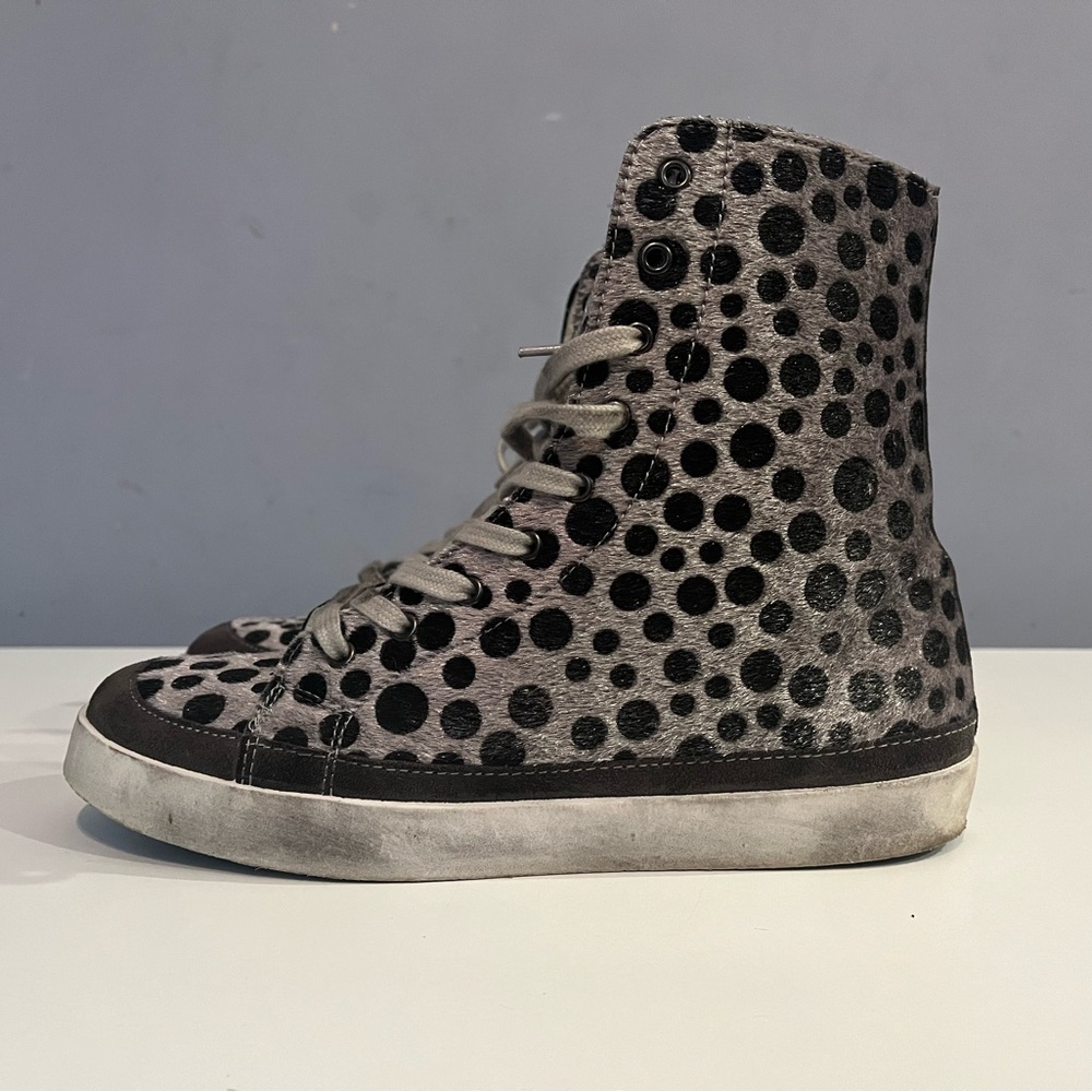 2Star High Top Sneakers Size 40 (EU) 10 (US)